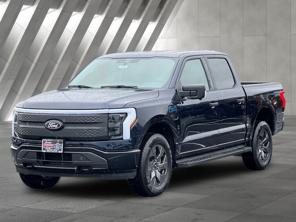 2024 Ford F-150 Lightning XLT