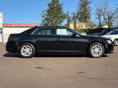 2015 Chrysler 300 Limited