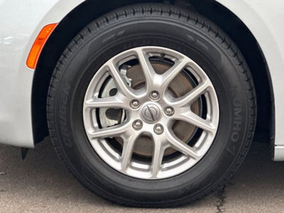 2024 Chrysler Voyager LX