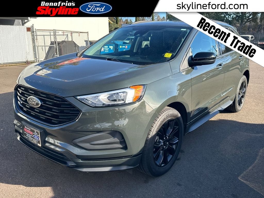 2022 Ford Edge SE