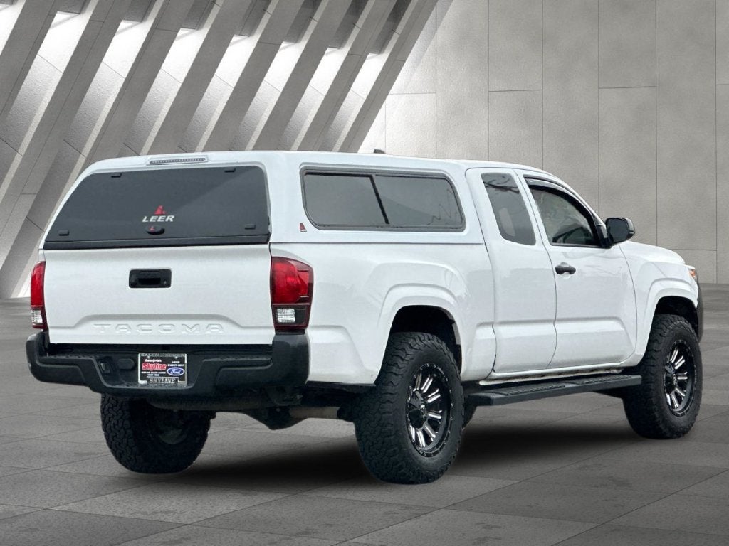 2022 Toyota Tacoma SR