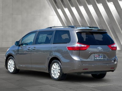 2017 Toyota Sienna XLE 7 Passenger