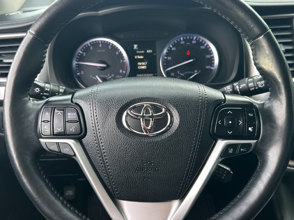 2019 Toyota Highlander Limited Platinum