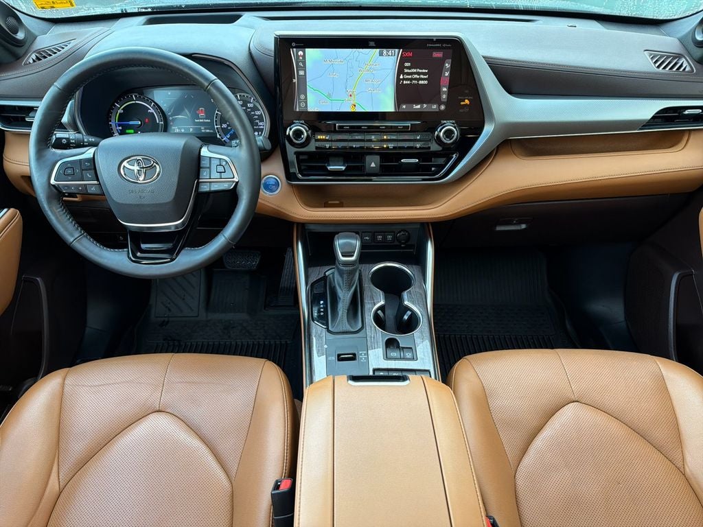 2021 Toyota Highlander Hybrid Platinum