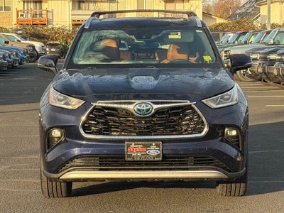 2021 Toyota Highlander Hybrid Platinum