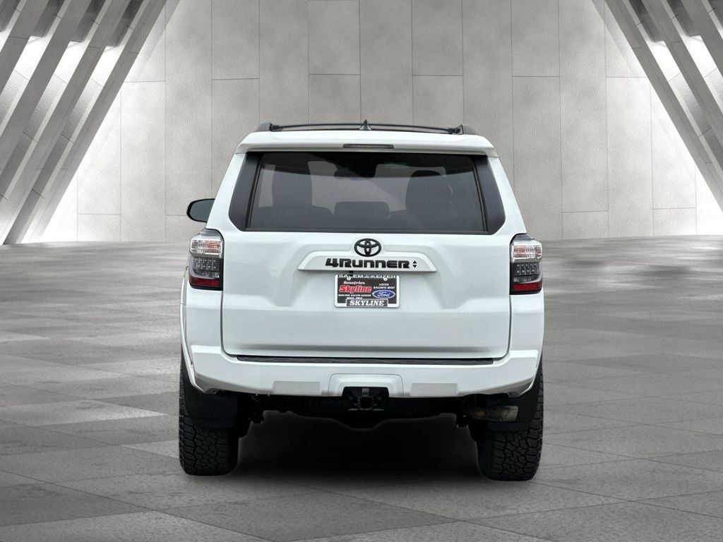 2021 Toyota 4Runner SR5