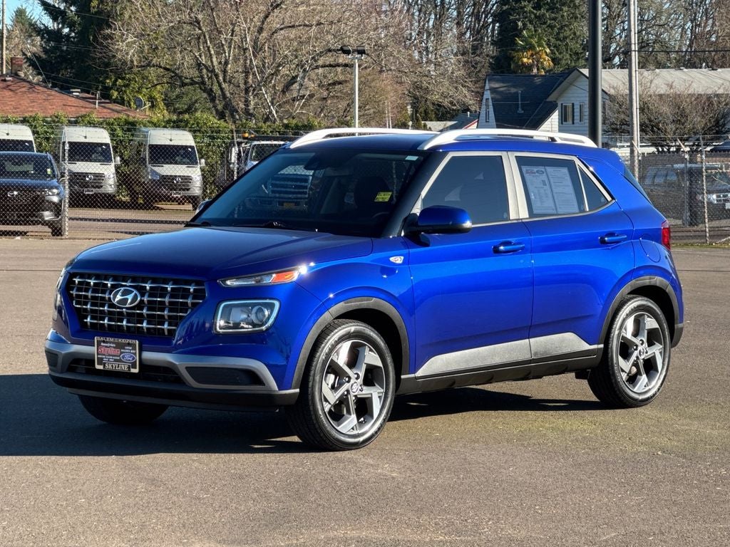 2022 Hyundai Venue SEL