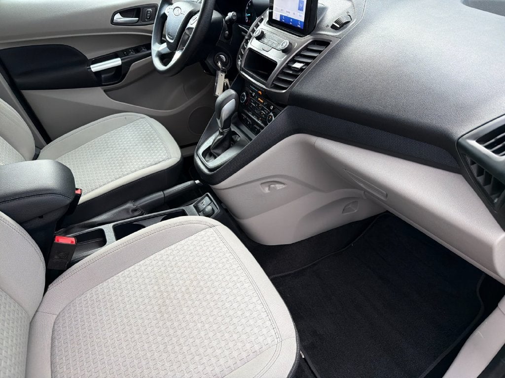 2023 Ford Transit Connect XLT