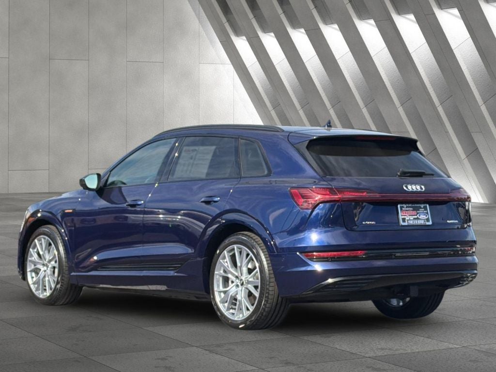 2021 Audi e-tron Prestige quattro
