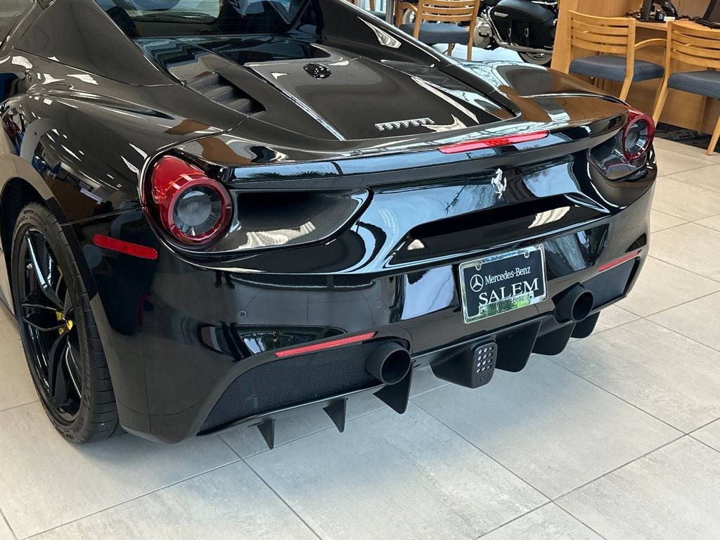 2019 Ferrari 488 Spider Base